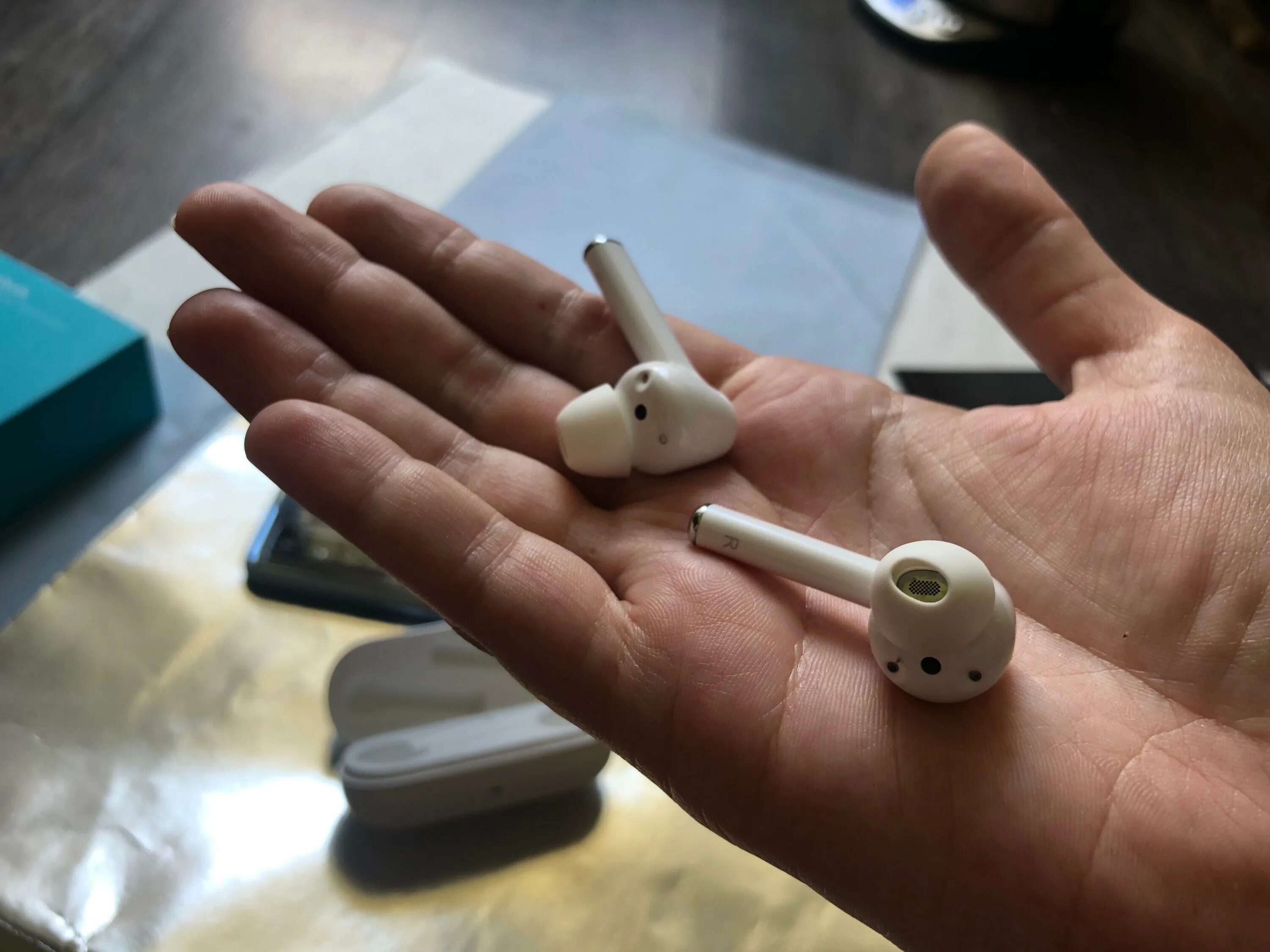 Honor magic наушники. Honor Magic Earbuds. Наушники MF. Все ли амбушюры подходят для Honor Magic Earbuds.