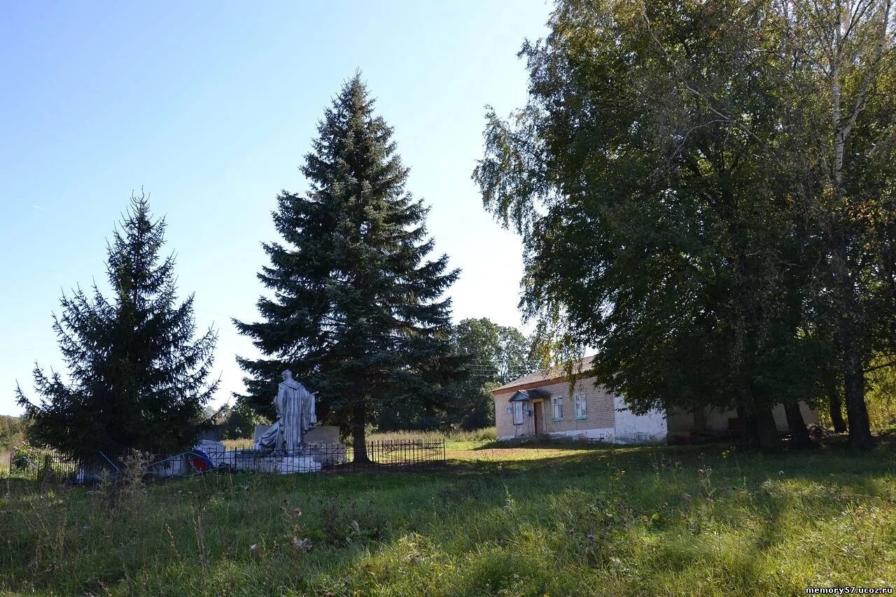 Село верховье орловская область. Змиёвка орловская область. Церковь вознесения господня змиёвка. Село никольское орловская область. Церковь вознесения господня змиёвка.