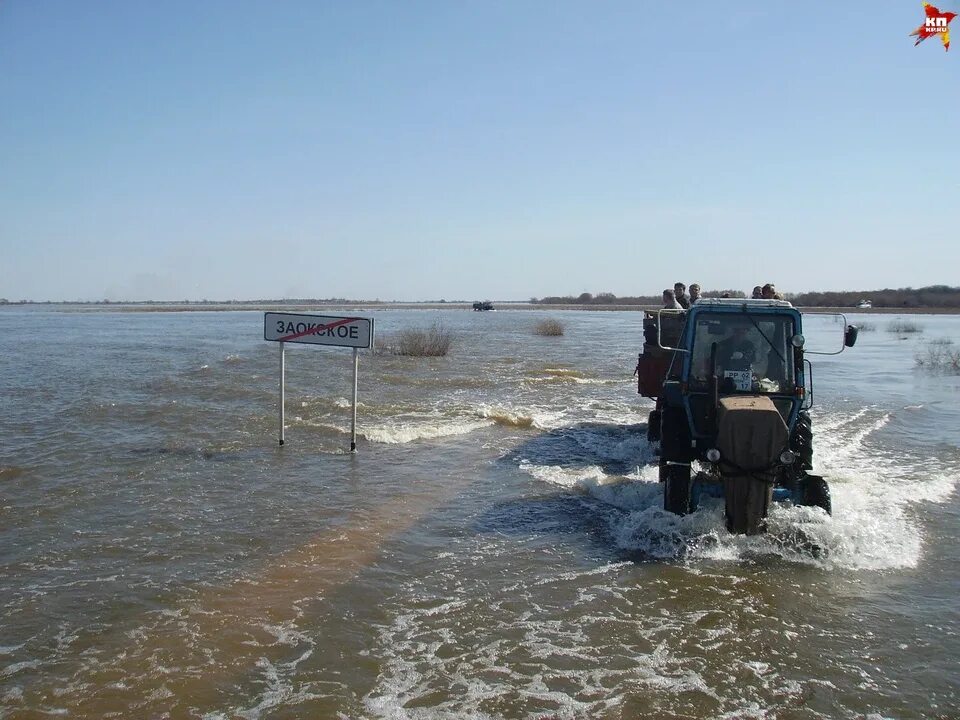 Уровень воды в реке ока в павлове. Уровень воды в реке Ока. Ока сейчас река. Уровень воды в Оке Рязань. Уровень воды Ока Рязань.