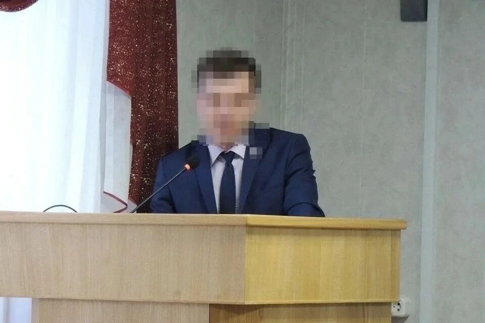 Чрезвычайное происшествие. Мажор шарыго. Мошеннический развод о совращении несовершеннолетних. Человек в суде. Фото из суда.