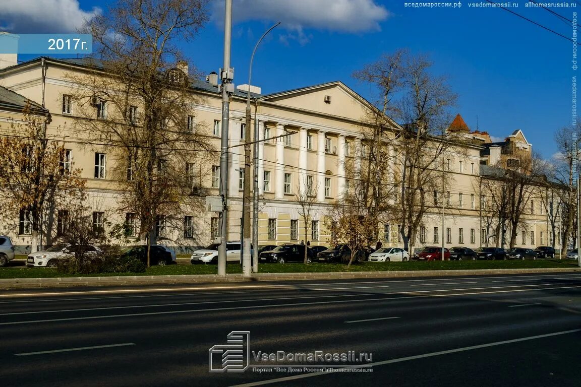 Комсомольский проспект 18