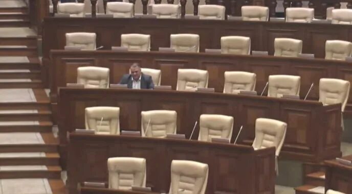 450 депутатов госдумы. депутаты госдумы рф фото. депутат колобова госдума рф. пленарное заседание думы 210322. госдума рф 2022.