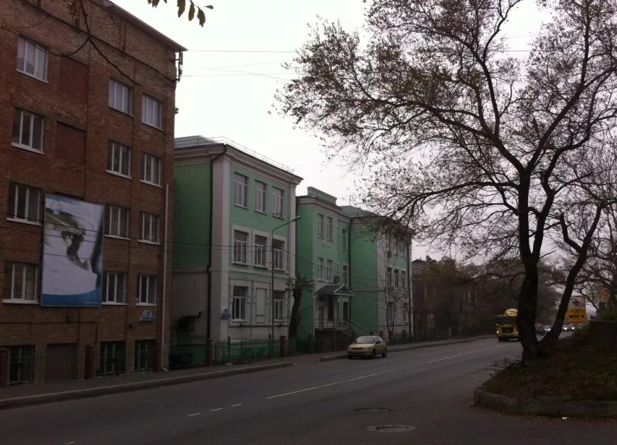 Владивосток верхнепортовая 5а. Больница железнодорожников владивосток. Верхнепортовая 25 владивосток. Верхнепортовая 29. Владивосток улица верхнепортовая.