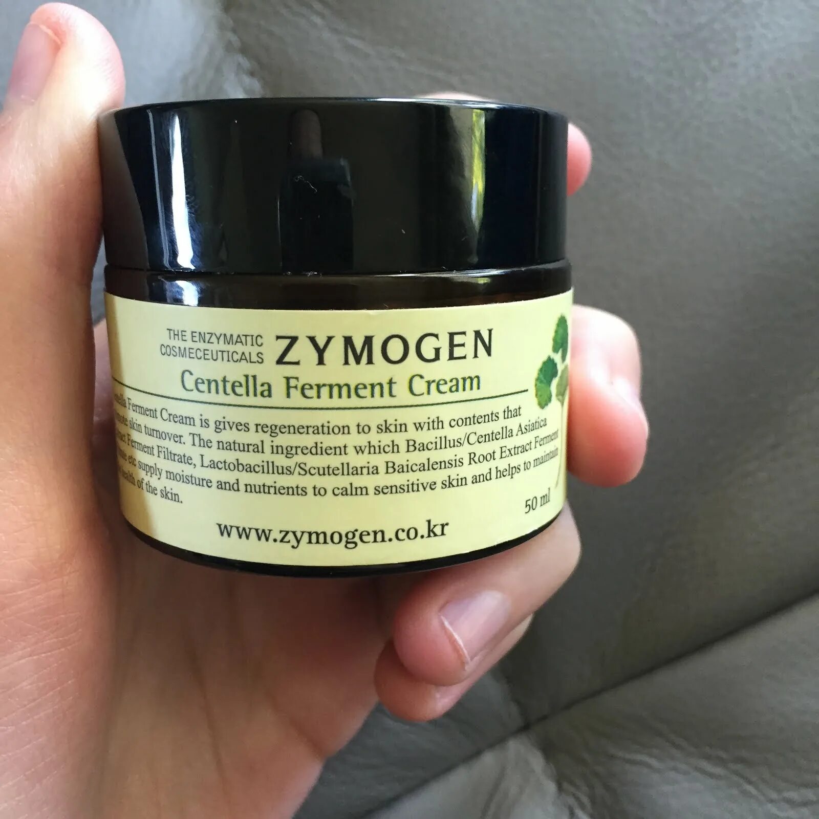 Ооо фермент. Крем для лица zymogen. Крем Centella Tea. Крем для мужчин Centella Cream. Косметика с ферментированным рисом.