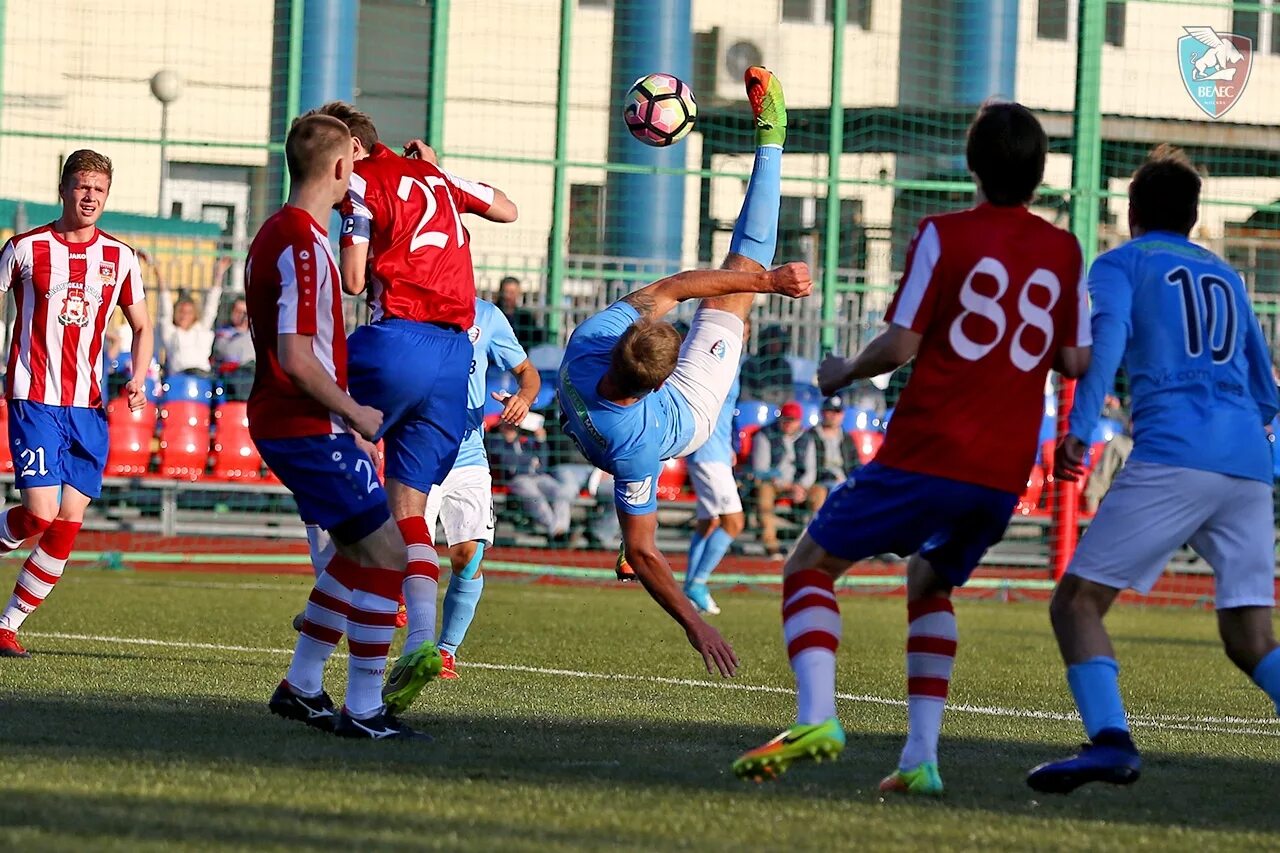 Стадион велес домодедово. Велес домодедово футбольный клуб. Фк велес москва. Велес домодедово. Футбол победа.