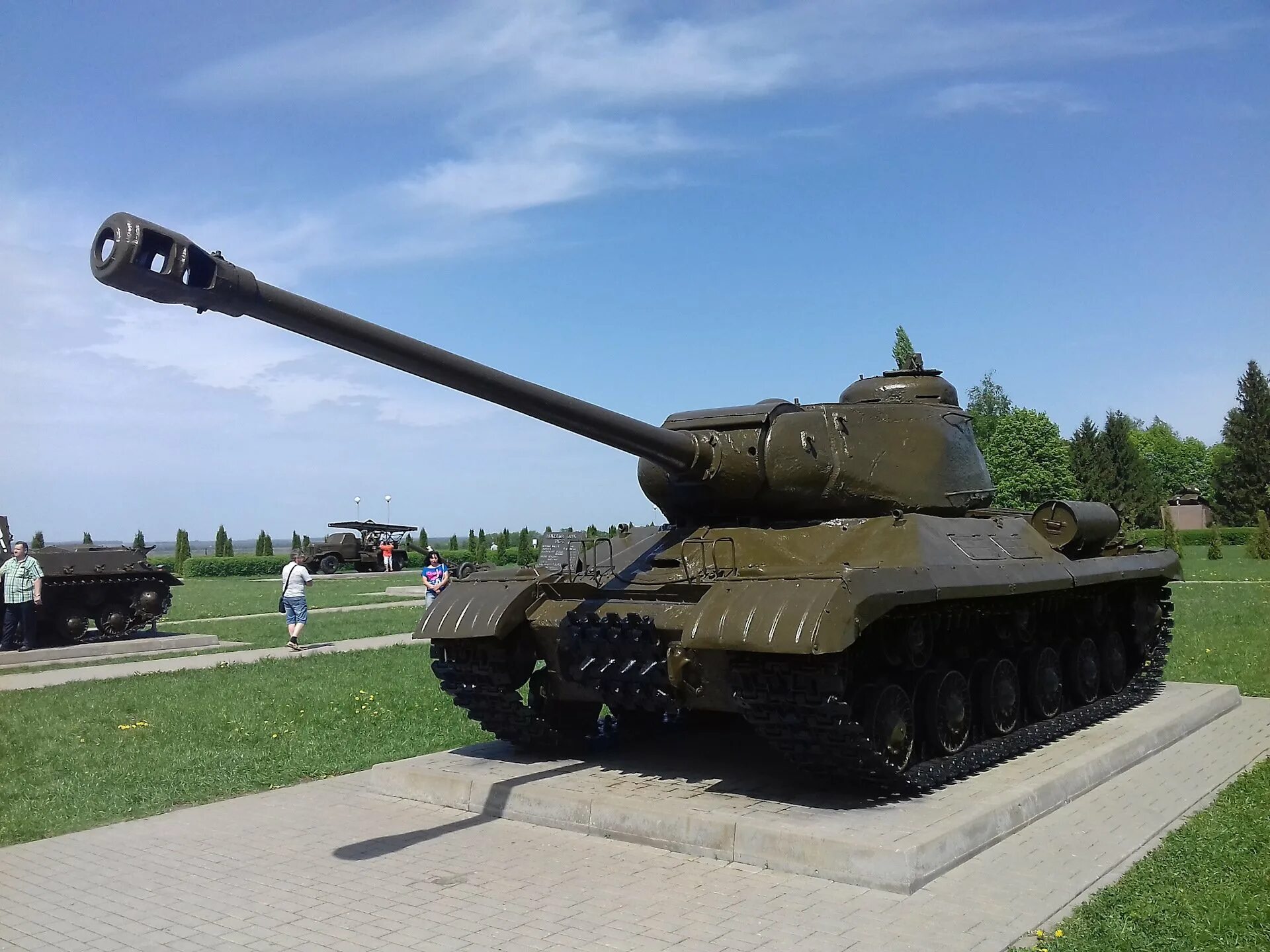 Танк ИС-2м. ИС-2 тяжёлый танк. Танк Иосиф Сталин 2. Танк ИС 2 1944. Фотогалереи ис