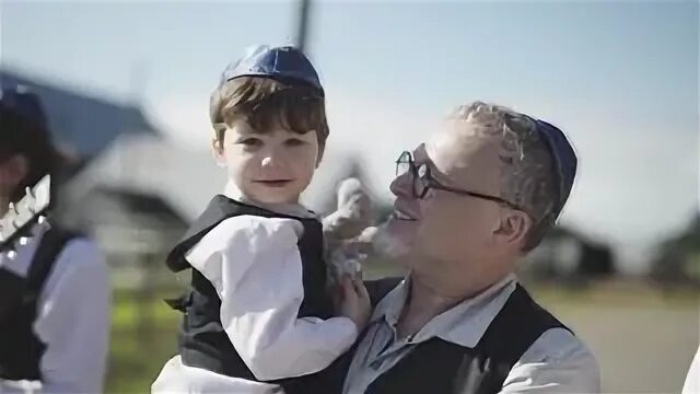 Песня великий бог израиля. Бог израиля песня. Будь благословен мой господь ноты. Левит трубит шофар. Бог израиля песня.