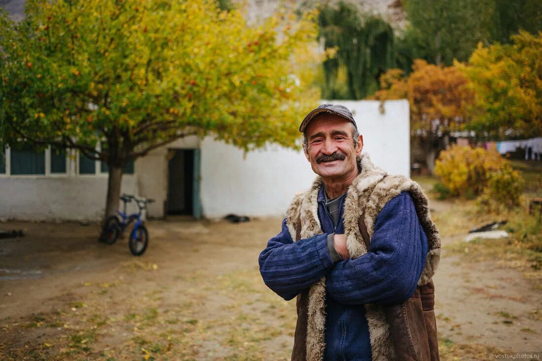 Таджики. Таджики фото. Таджикистан мужчины. Люди из Таджикистана.