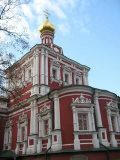 Храм в центре
