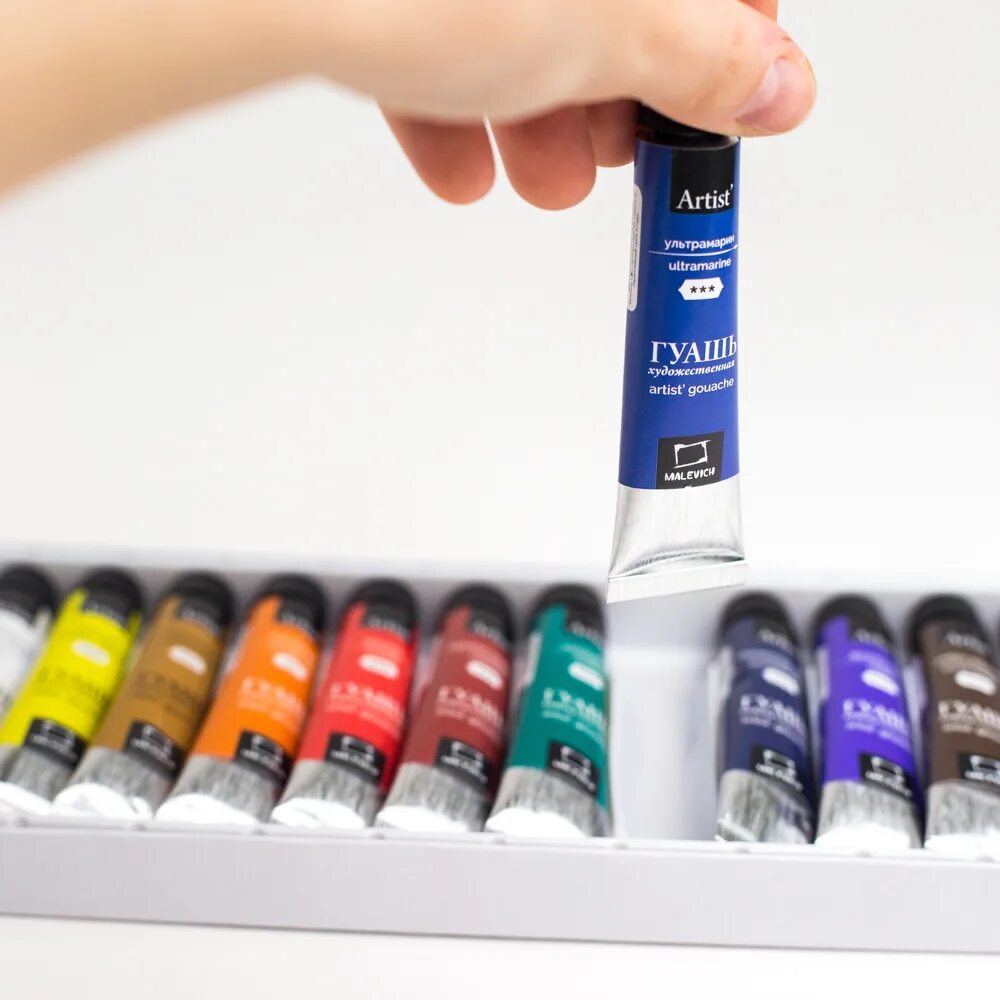 Через тюбики. Космическая еда в тюбиках борщ. Еда в тюбиках. Через тюбики. Космическая еда для детей.