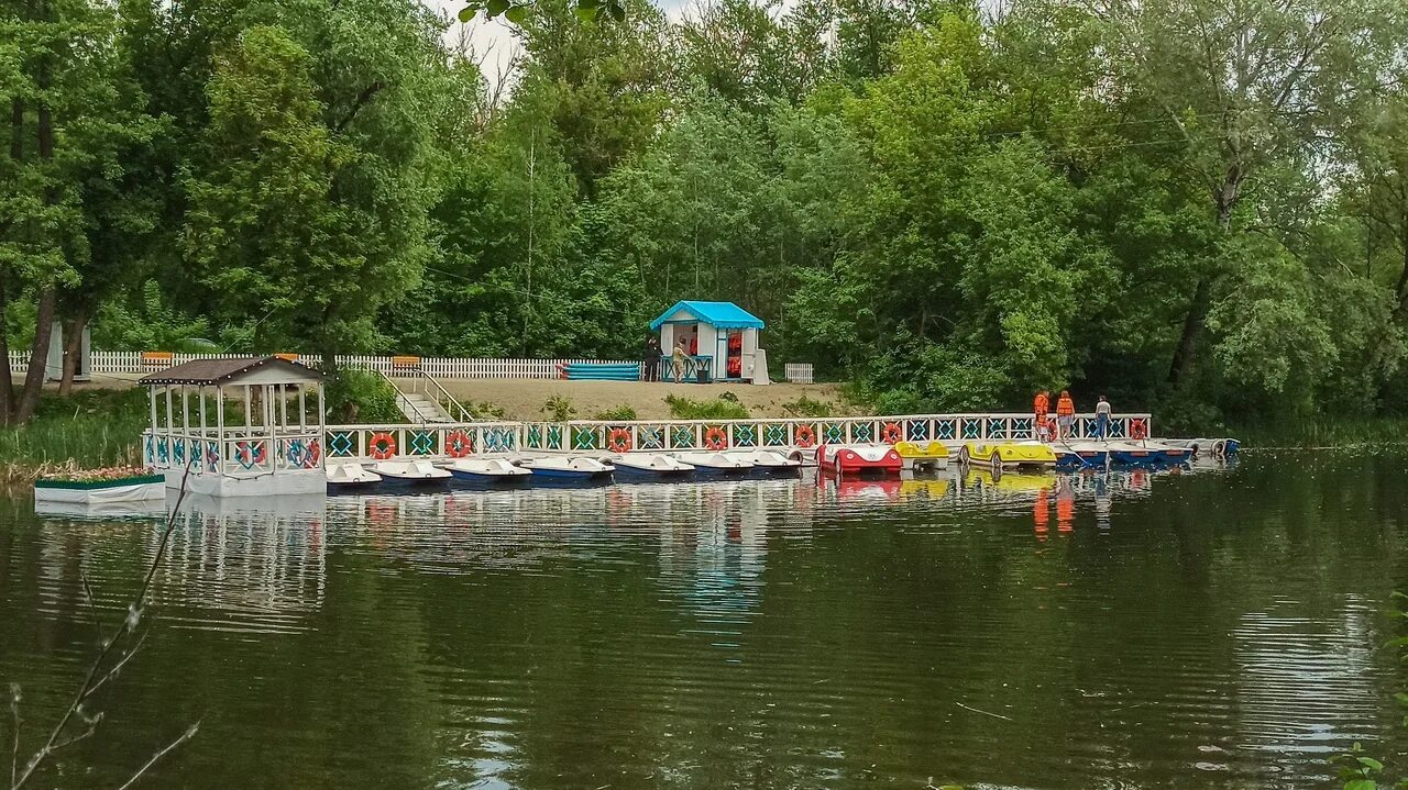 Ермошкино озеро курск. Курск озеро Ермошкино (Парковая). Ермошкино озеро Курск 2022. Курск Тускарь пляж боевка.