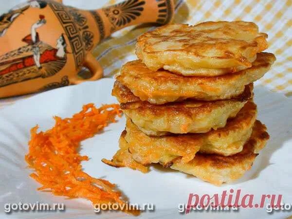 Котлеты из моркови. Оладьи из моркови самый вкусный рецепт. Морковные оладьи на кефире. Морковные оладьи с сыром. Морковные 🥕 оладьи диетические.