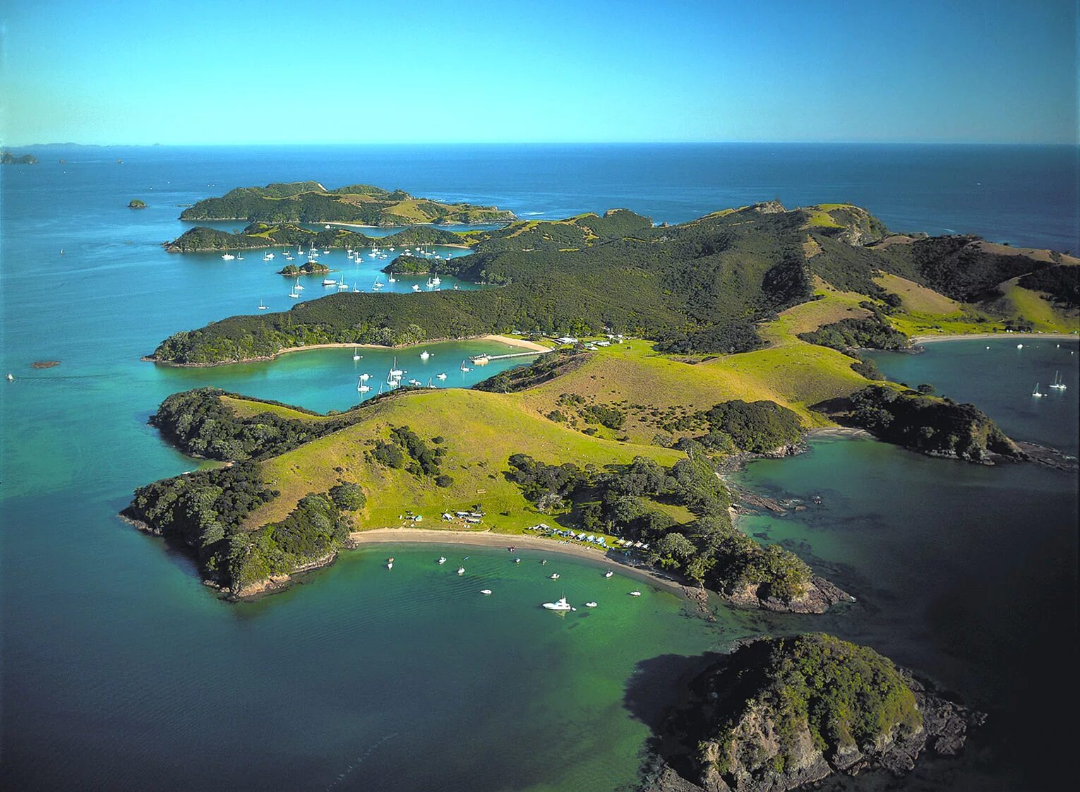 50 islands. Окленд Айленд остров. Остров Новозеландия. Окленд, Северный остров. Новая Зеландия (острова новая Зеландия).