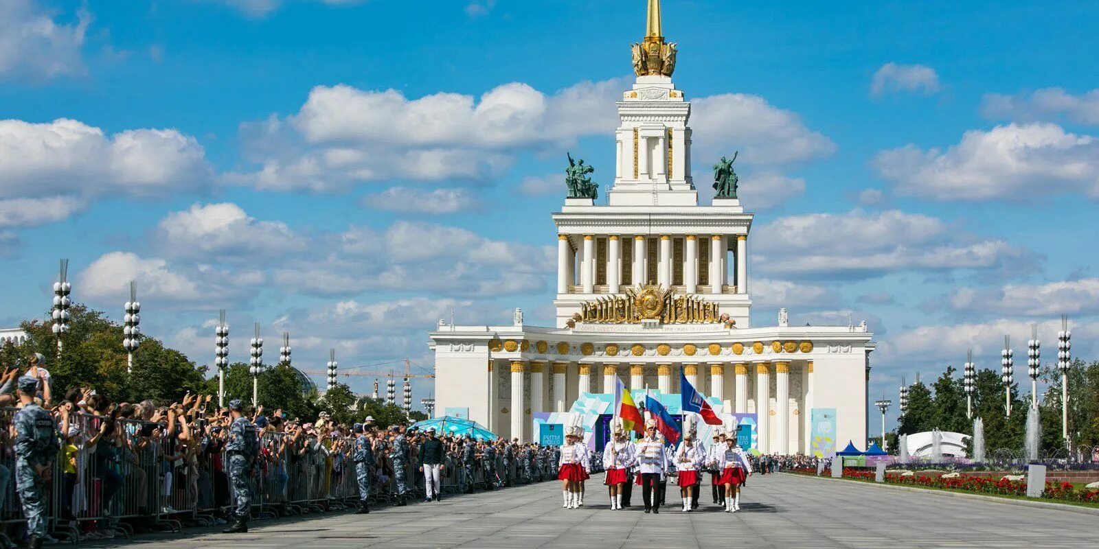 Парк вднх москва. Москва июнь вднх. День рождения всхв-вднх. День рождения вднх 1 августа. 16 февраля вднх мероприятия.