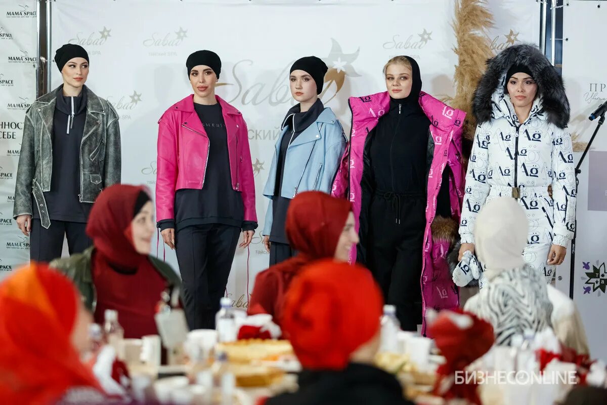 Фэшн ифтар казань. Fashion Iftar. Фэшн ифтар Казань 2024. Фэшн ифтар 2022 в Казани в Красном.