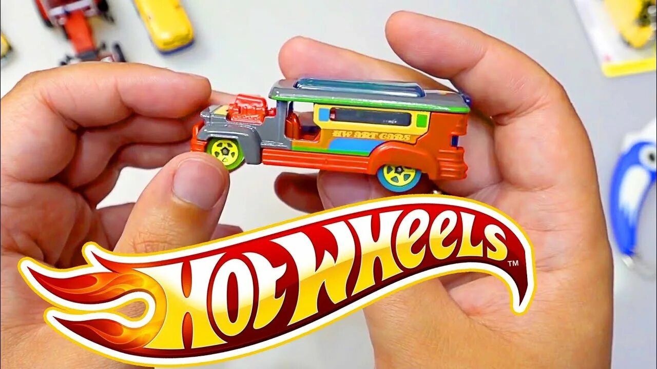 Машинки хот вилс what is snowmachine king. Машинки hot wheels prototype h. Полицейский трек хот вилса. Хот вилс 2015. Хот вилс меняет цвет.