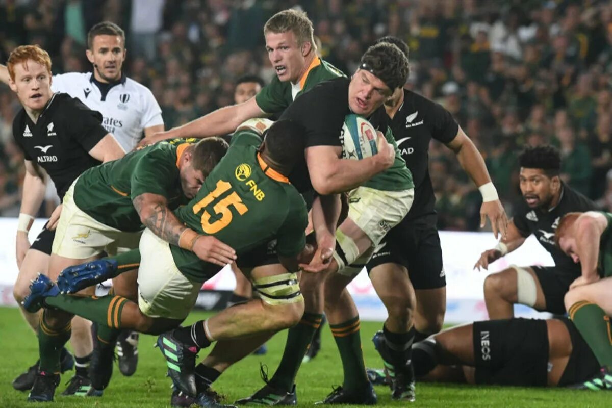 Bakkies botha. S rugby. Регби девушки. S rugby. Регбист с мячом.