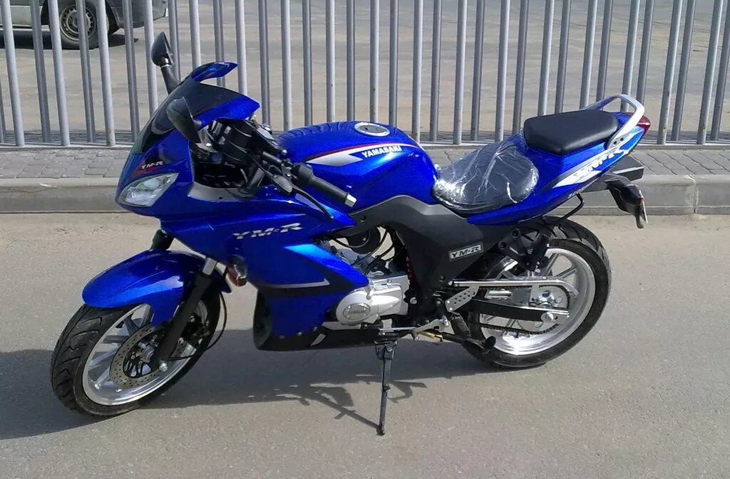 Yamasaki ym 150. Мотоцикл yamasaki scorpion 2. Мопед yamasaki scorpion. Ямасаки 125. Мотоцикл ямакаси 125.