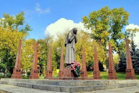 Памятник матерям сыновьям