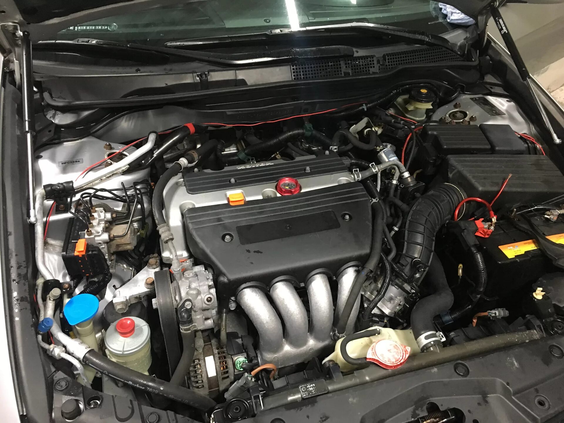 Гофра глушителя каризма 1. Плохо заводится хонда аккорд 7. Honda accord не заводится. Honda accord не заводится. Хонда аккорд 4 предохранитель бензонасоса.