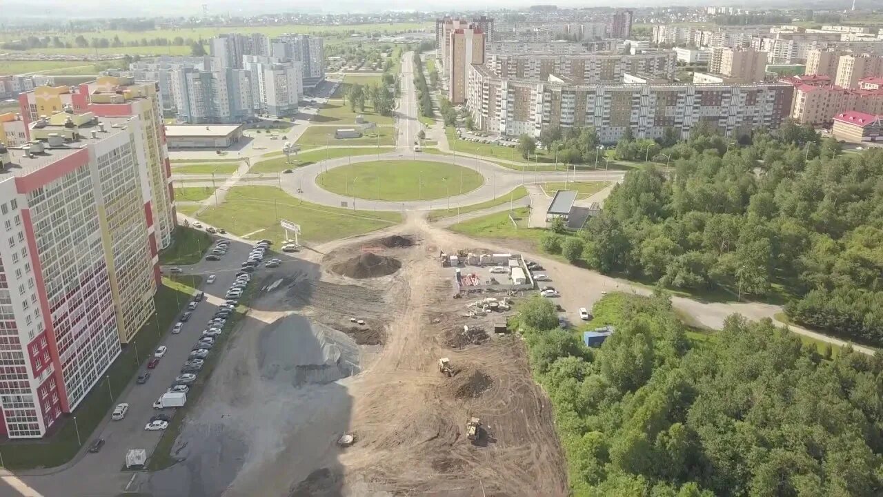 Кемерово пр комсомольский. Проспект Комсомольский Кемерово. Проспект Комсомольский 13 Кемерово. Комсомольский проспект Кемерово 2022. Комсомольский проспект 34 Кемерово.