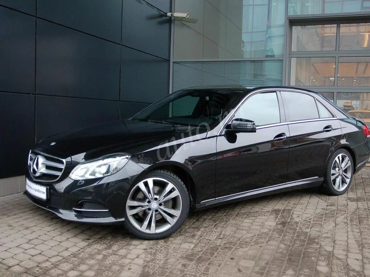 Купить мерседес е 212. Mercedes Benz e class w212 Black. Mercedes-Benz w212 черная. Mercedes e 212 2014. Mercedes e200 w212 2015.