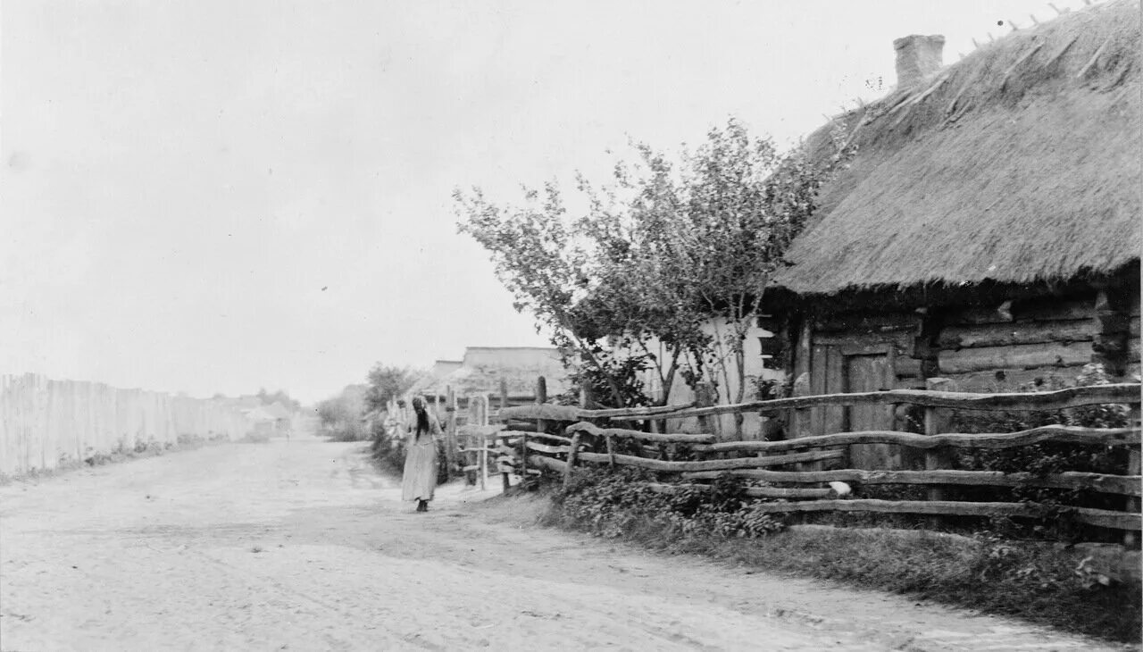 Деревня улица рязанской. Деревни Белоруссии 1900. Деревня 19 века в России. Старое село (деревня, Можайский городской округ). Курская деревня в дореволюционной России.