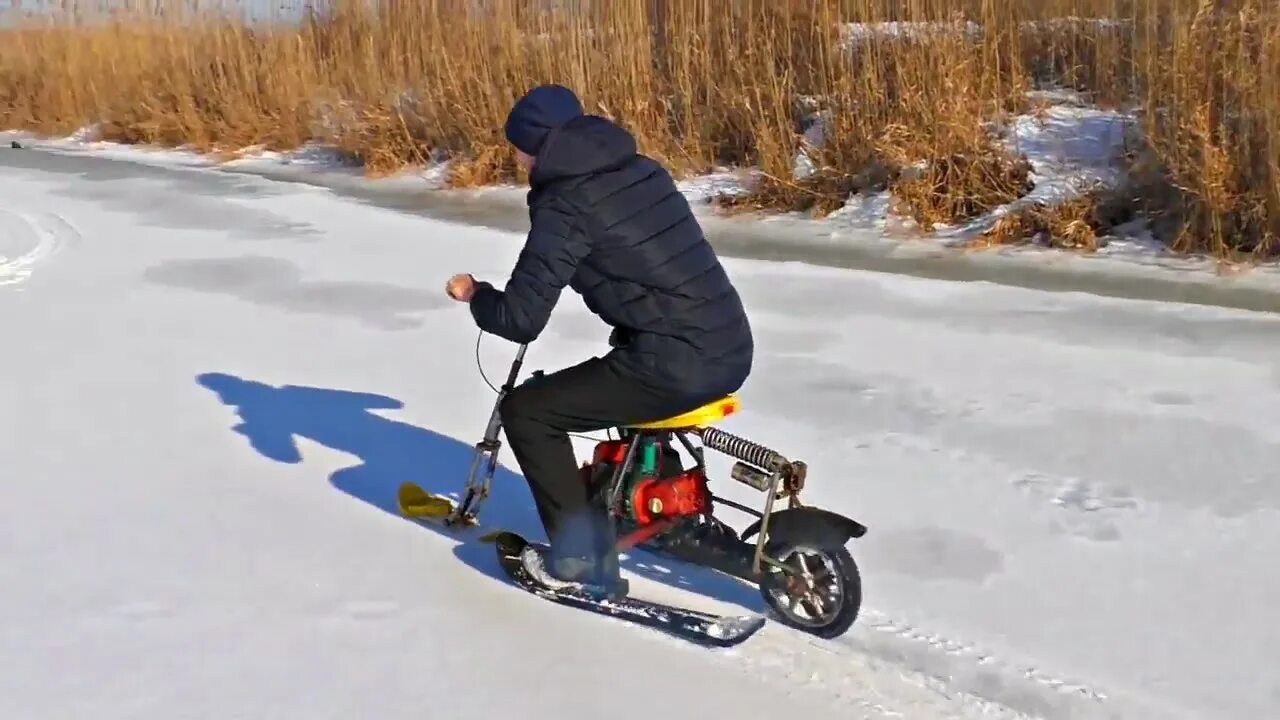 Мотоснегокат Русак. Детский снегоход из скутера. Мотоснегокат для рыбалки. Мотосани богатырева