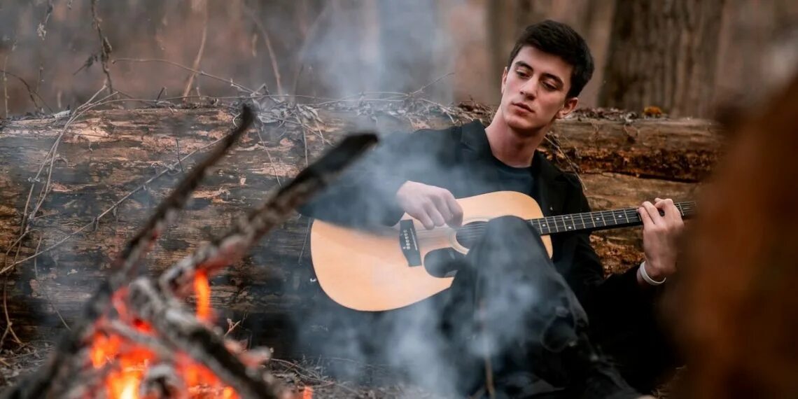 Песню привет камбулат. Камбулат певец. Пауза Камбулат. Kambulat привет. Мамаев Камбулат.