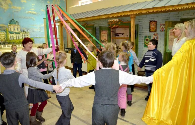 Краеведческий праздник. Энгельсский краеведческий музей масленица. масленица в энгельсском краеведческом музее. музей приглашает на масленку. народный интерактив на праздник.