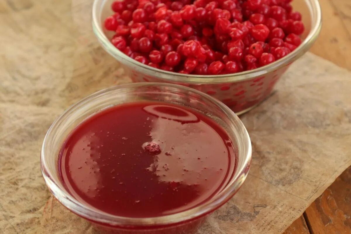 сок ягоды калины. сок ягоды калины. сок ягоды калины. калина сок. калина сок.