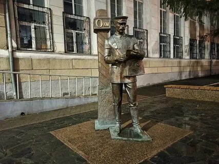 Памятник нулевой километр