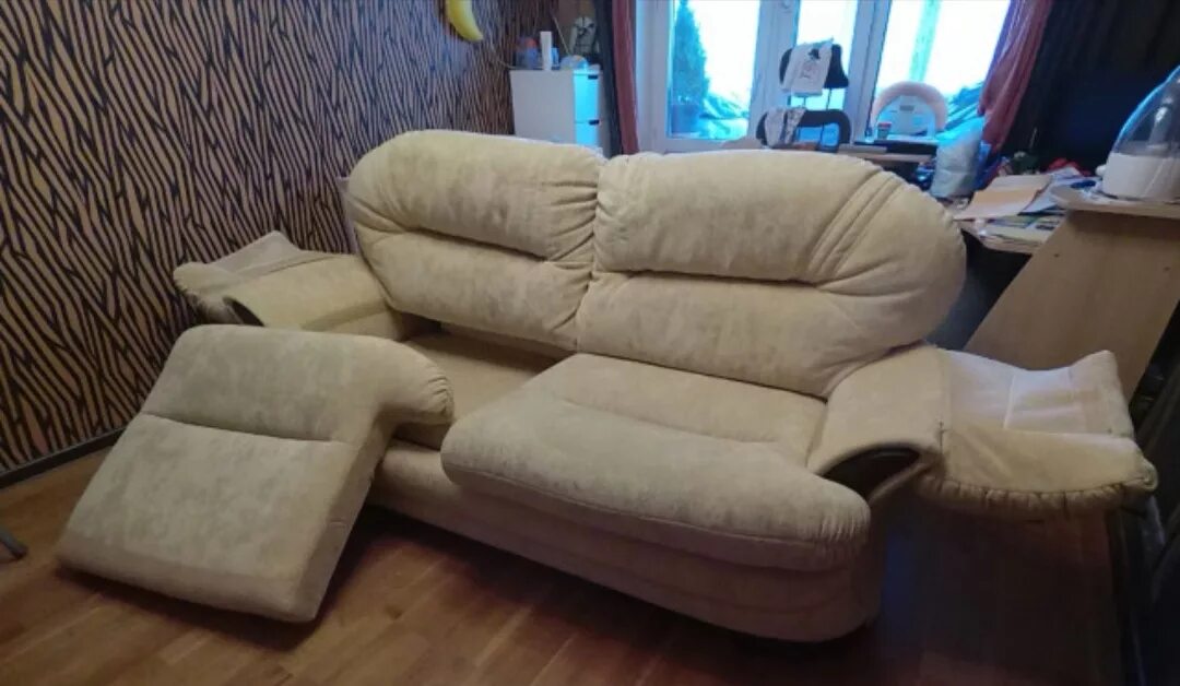 обтянуть диван кожзамом. перетянуть мебель в надыме. ооо визави обивка мебели. перетяжка мебели в могилеве. перетяжка дивана минск.