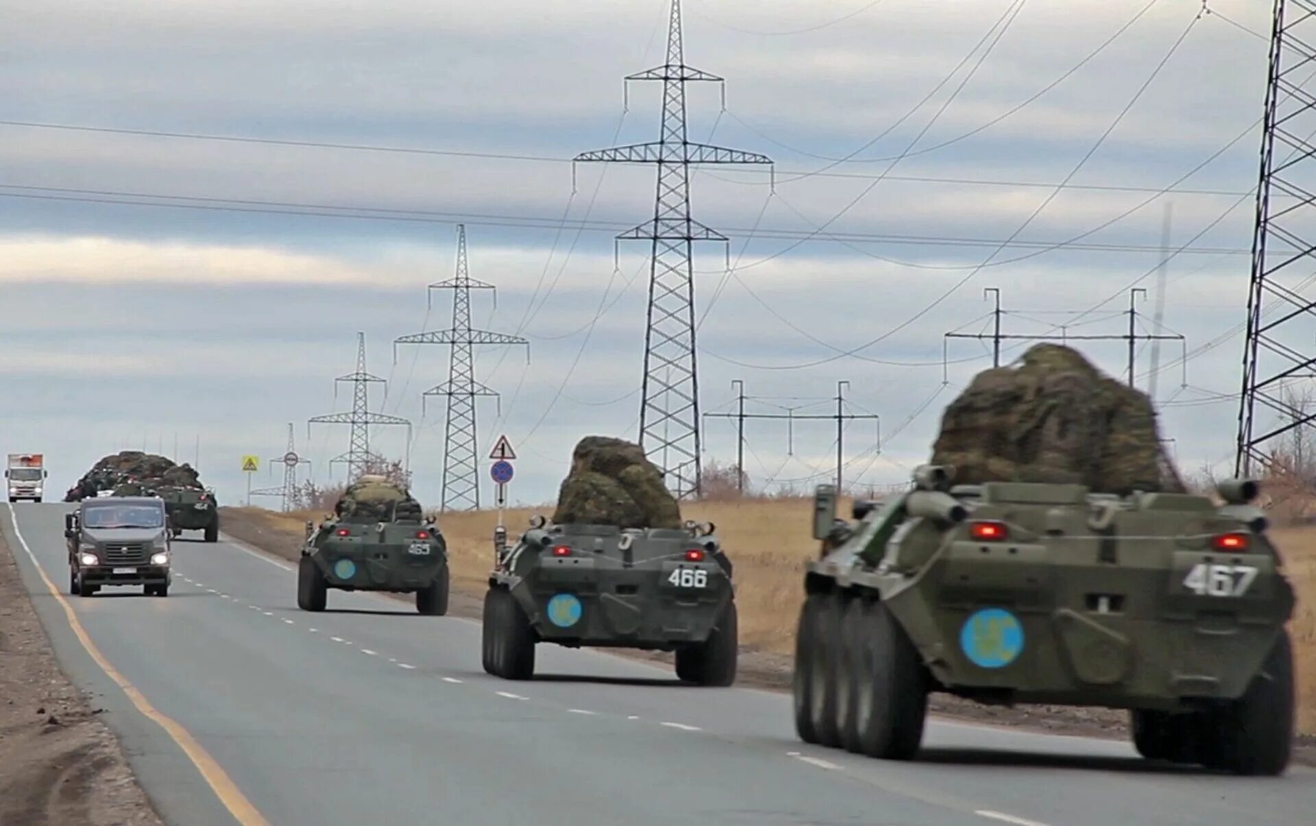 Армения войска к границе. Российские миротворцы в Нагорном Карабахе 2022. Российские миротворцы в Нагорном Карабахе 2020. Степанакерт Нагорный Карабах миротворцы. Миротворческие силы в Нагорном Карабахе 2022.