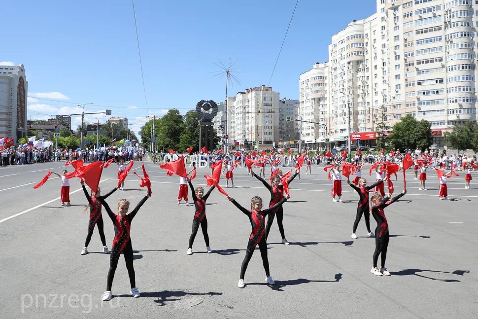 Откроют 12 июня. День города Пенза. Город Пенза день города. Торжественное открытие картинка. 12 Июня день города Пенза.