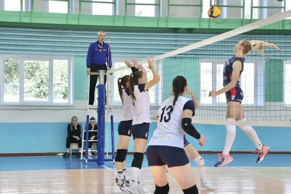 Олимпиец, беларусь, могилёв, улица 30 лет победы, 1а. Спорткомплекс олимпиец могилев. Волейбол коммунальник. Волейбол коммунальник. Волейбол коммунальник.