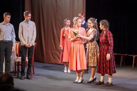 Какие завтра спектакли есть