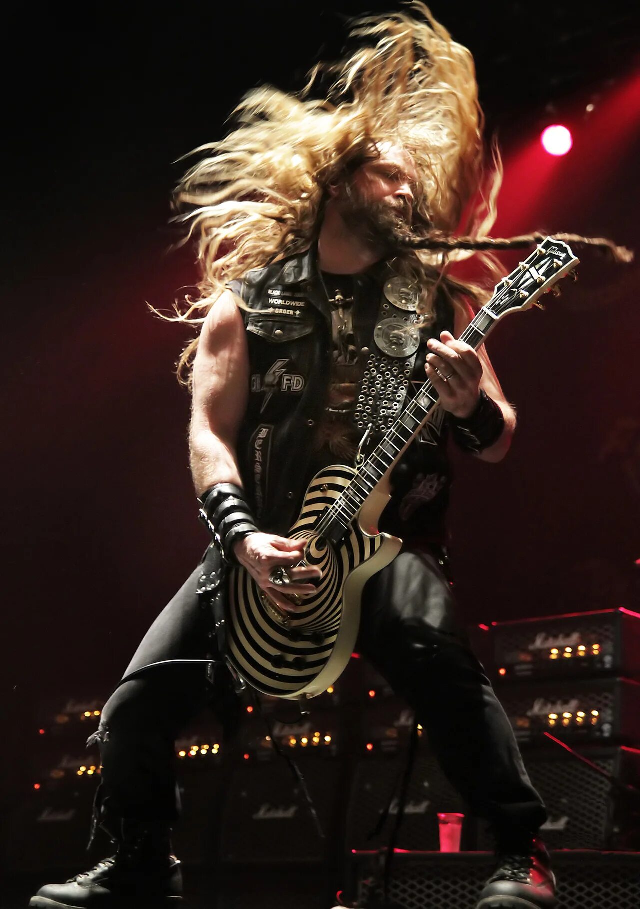 Zakk Wylde 2021. Zakk Wylde 2022. Закк Уайлд кровь на гитаре.