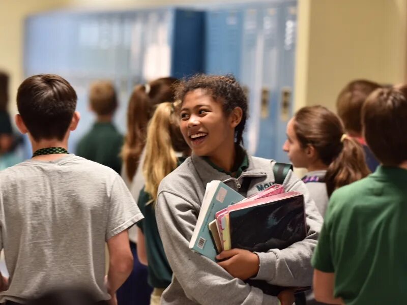 Школа Amerigo los Angeles. Bishop Montgomery High School, США. Amerigo Education школа в Чикаго.