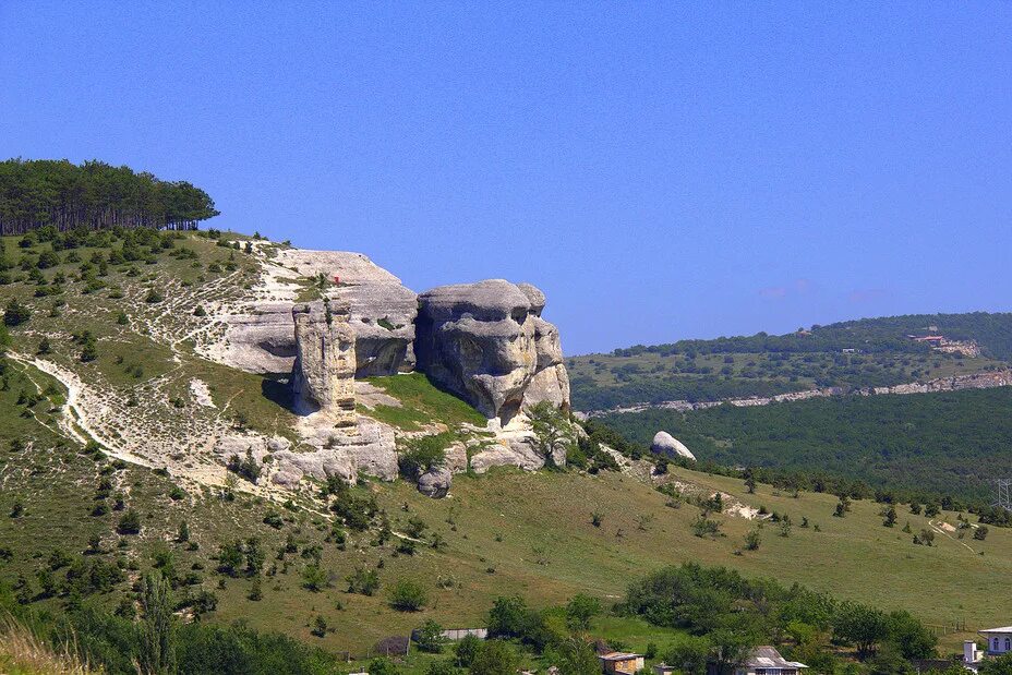 Нет бахчисарая. Бахчисарай панорама. Бахчисарай Хан-Чаир район. Пейзаж Бахчисарай горы. Бахчисарай Елена ГРОЗЯН.