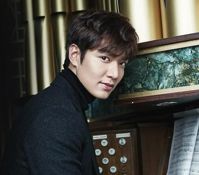 ли мин хо 2009. ли мин хо / lee min ho / 이민호. лучшие роли ли мин хо. Lee min ho и его жена 2021. ли мин хо фото.