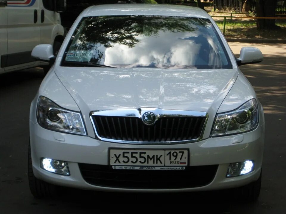 Skoda Octavia a5 лампы ДХО. Дальний свет шкода а5