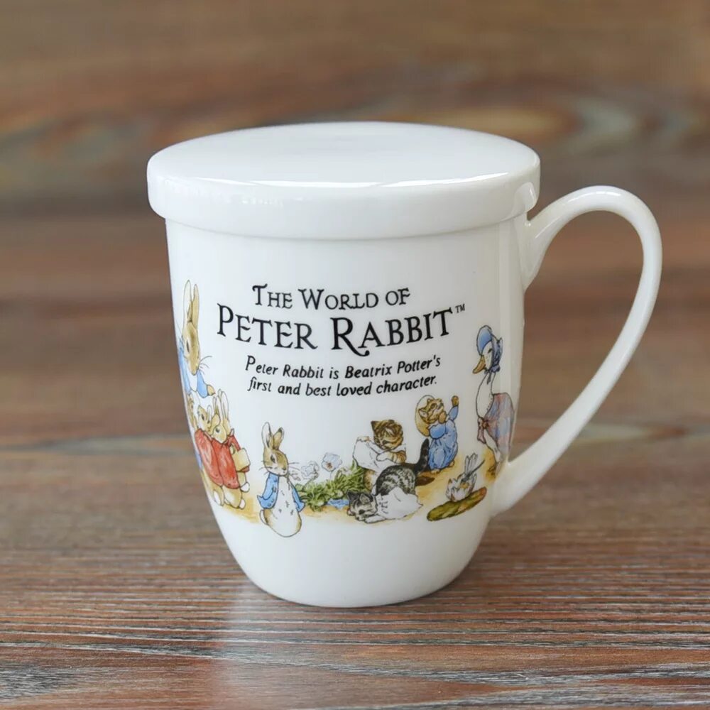 Rabbit cup. Royal Rabbit Cup Кружка 680 мл. Чашка Peter Rabbit. Фарфор кружки с кроликом Питером. Кружка с кроликом фарфоровая.
