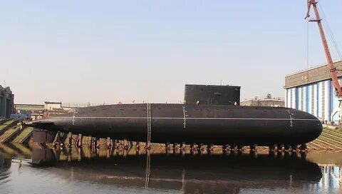 Красная подводная лодка