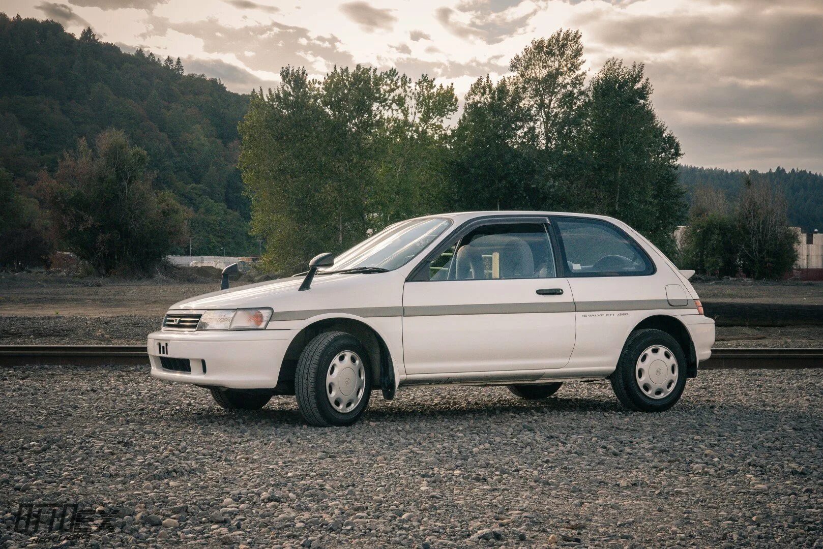 Королла 2 поколение. Toyota Corolla 2. Тойота Королла 2 1993. Тойота Королла 2 хэтчбек. Toyota Corolla 1993.