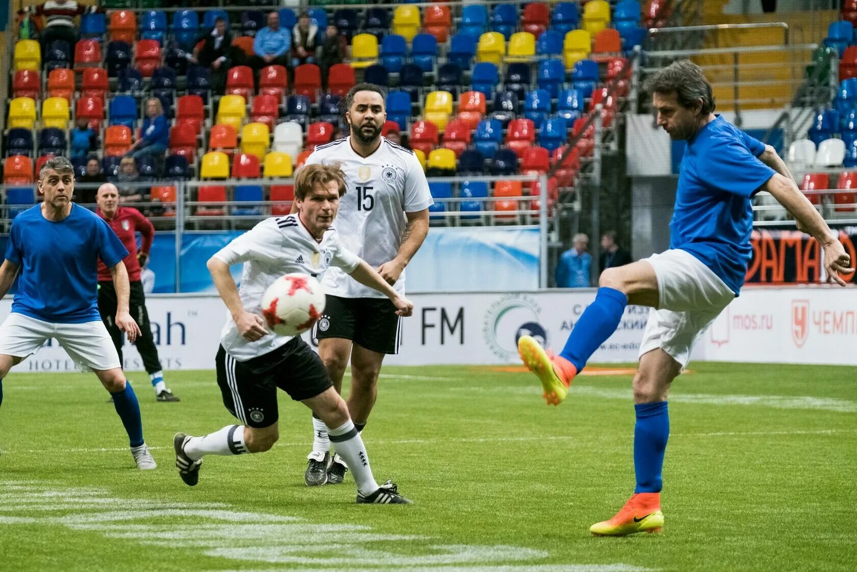 Legends cup. Кубок легенд. Кубок легенд Кубок. Жирков на Кубке легенд.