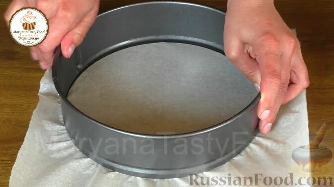 Как застелить разъемную форму. Пергамент в разъемную форму. разъемная форма и пергаментная бумага. как застелить пергаментом разъемную форму для выпечки.