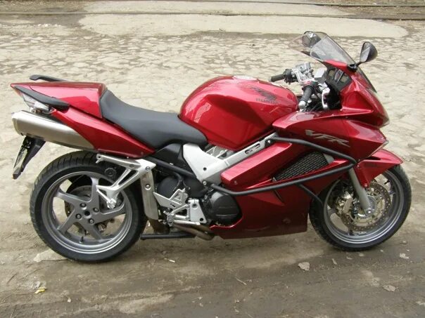 Vfr дуги. Хонда вфр 800 5 поколение. клетка на хонду вфр 800. honda vfr 800 vtec дуги. хонда vfr 800.