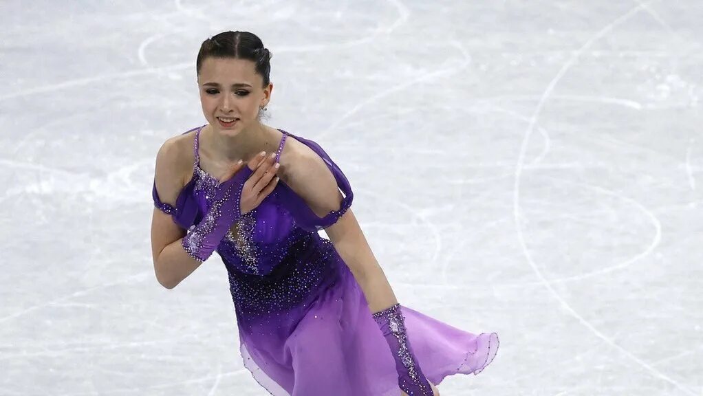 Камила валиева пекин. Камила валиева фигурное катание. Камила валиева фигуристка. Фигурное катание командное валиева. Фигурное катание командное валиева.