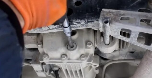 Масло в редуктор мурано. Раздатка murano z52. сливная пробка раздаточной коробки ниссан мурано z51. сальник привода nissan murano z50. сальники раздатки nissan murano z50.